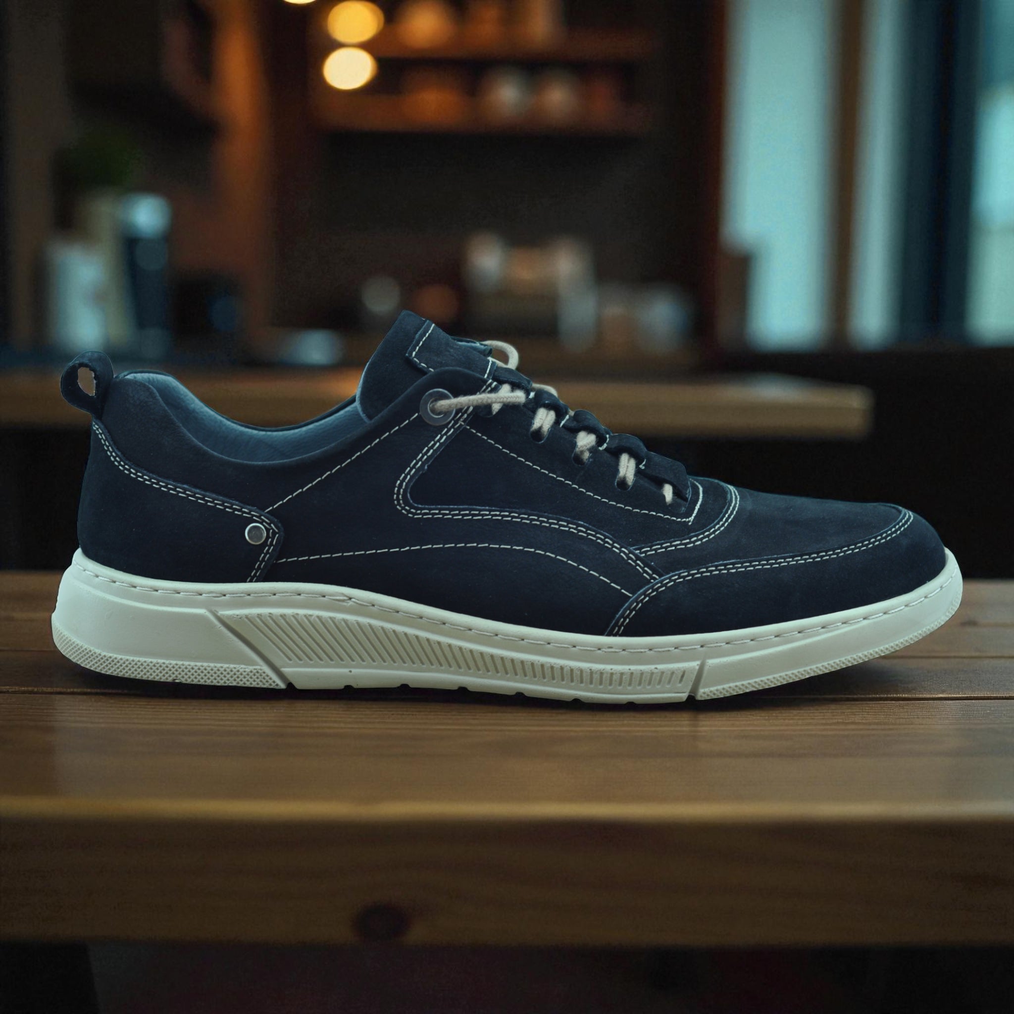 Hakiki Deri Erkek Casual Spor Ayakkabı – Ortopedik ve Kaymaz Tabanlı Günlük Konfor Modeli