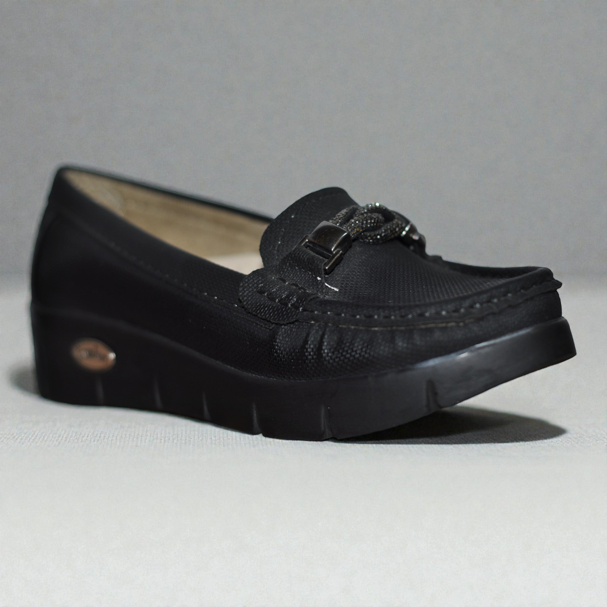 Kadın Ortopedik Kalın Taban Loafer – Tokalı, Nefes Alan Günlük Ayakkabı (Siyah)